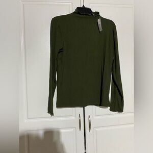 LOFT NWT Dark Green Long Sleeve Top